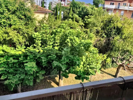 
                                                                                        Location
                                                                                         Bel appartement - chambres avec balcon