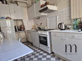 
                                                                                        Viager
                                                                                         Bel appartement de réception 4 pièces en viager