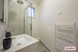 Location
BEL APPARTEMENT ENTIEREMENT MEUBLE