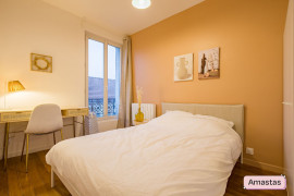 Location
BEL APPARTEMENT ENTIEREMENT MEUBLE