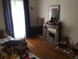 
                                                                                        Location
                                                                                         Bel appartement Haussmannien T3, 60m2 - Paris 15e