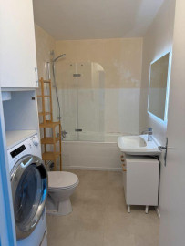 
                                                                                        Location
                                                                                         Bel appartement lumineux 2 pièces – 42 m²