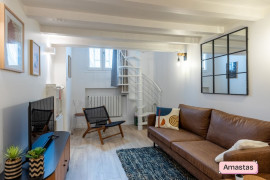 
                                                                                        Location
                                                                                         Bel appartement meublé design et neuf, Lyon.