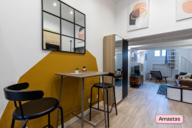 Location
Bel appartement meublé design et neuf, Lyon.