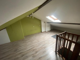 
                                                                                        Location
                                                                                         Bel appartement proche centre ville