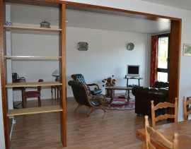 
                                                                                        Location
                                                                                         Bel appartement T3-4 lumineux et calme