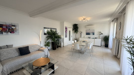 
                                                                                        Vente
                                                                                         Bel Appartement T3 92 m2