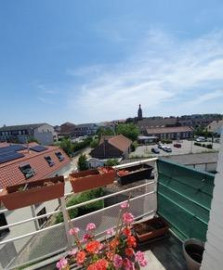 
                                                                                        Location
                                                                                         Bel appartement T3 dans quartier tranquille