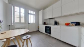 
                                                                                        Location
                                                                                         bel appartement  T5 de 98m2