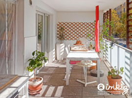 
                                                                                        Vente
                                                                                         Bel appartement traversant, deux exterieurs