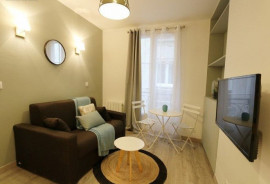 Location
BELLE 2 PIECES DISPONIBLE
