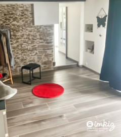 
                                                                                        Vente
                                                                                         Belle bâtisse entièrement rénovée