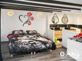 
                                                                                        Vente
                                                                                         Belle bâtisse entièrement rénovée