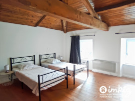 
                                                                                        Vente
                                                                                         Belle bâtisse landaise de 6 pièces