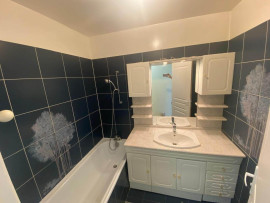 
                                                                                        Colocation
                                                                                         Belle chambre dans coloc 105m² à Melun