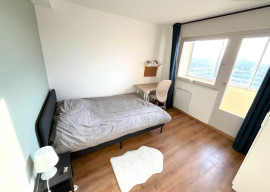 
                                                                                        Colocation
                                                                                         Belle chambre dans grande coloc 110m² rénovée