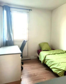 
                                                                                        Colocation
                                                                                         Belle chambre meublée 75m² au calme et ensoleillé