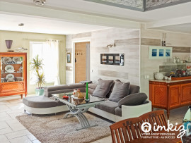 
                                                                                        Vente
                                                                                         Belle demeure de 6 pièces