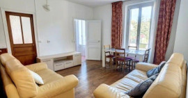 
                                                                                        Location
                                                                                         Belle maison meublée 67m² calme et fonctionnelle