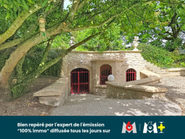
                                                                                        Vente
                                                                                         Belle propriété lumineuse, confort moderne, parc de 1.6 hectares
