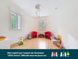 
                                                                                        Vente
                                                                                         Belle propriété lumineuse, confort moderne, parc de 1.6 hectares