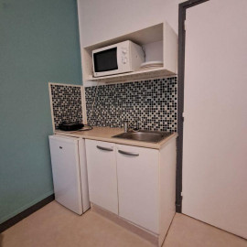 
                                                                                        Location
                                                                                         Belle studette meublée 18m²