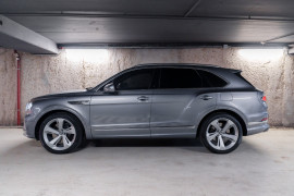 
                                                                                        Voiture
                                                                                         Bentley Bentayga Hybrid V6 3.0 449