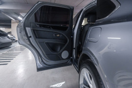 
                                                                                        Voiture
                                                                                         Bentley Bentayga Hybrid V6 3.0 449