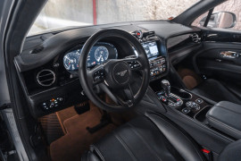 
                                                                                        Voiture
                                                                                         Bentley Bentayga Hybrid V6 3.0 449