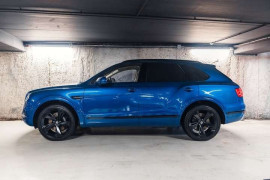 
                                                                                        Voiture
                                                                                         Bentley Bentayga W12 6.0 608