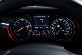 
                                                                                        Voiture
                                                                                         Bentley Continental GT (II.II) V8 4.0 507