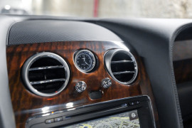 
                                                                                        Voiture
                                                                                         Bentley Continental GT (II.II) V8 4.0 507