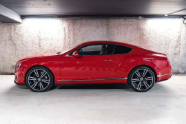 
                                                                                        Voiture
                                                                                         Bentley Continental GT V8 4.0 507 ch
