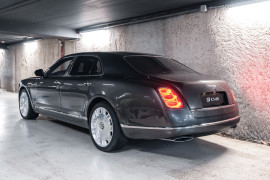 
                                                                                        Voiture
                                                                                         Bentley Mulsanne (II) V8 6.75 513