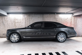 
                                                                                        Voiture
                                                                                         Bentley Mulsanne (II) V8 6.75 513