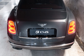 
                                                                                        Voiture
                                                                                         Bentley Mulsanne (II) V8 6.75 513