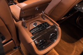 
                                                                                        Voiture
                                                                                         Bentley Mulsanne (II) V8 6.75 513