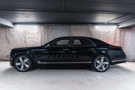 
                                                                                        Voiture
                                                                                         Bentley Mulsanne Speed V8 6.75 537