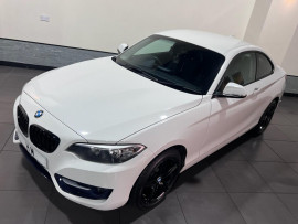 Voiture
                                                                                BMW 2 SERIES 2.0 218d Sport Coupe 2dr Diesel Manual Euro 6 (s/s) (150 ps)