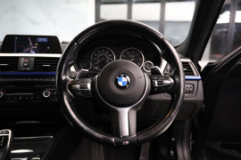 
                                                                                        Voiture
                                                                                         BMW 3 Series 2.0 320d M Sport Auto xDrive Euro 5 (s/s) 4dr