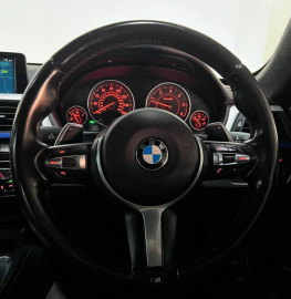 Voiture
                                                                                BMW 4 SERIES 2.0 420d M Sport Convertible 2dr Diesel Auto Euro 6 (s/s) (190 ps)
