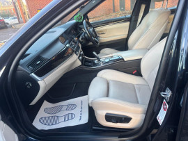 
                                                                                        Voiture
                                                                                         BMW 5 SERIES 2.0 520d M Sport Saloon 4dr Diesel Auto Euro 6 (s/s) (190 ps) AUTO 55K MOT 9/26 FSH ULEZ