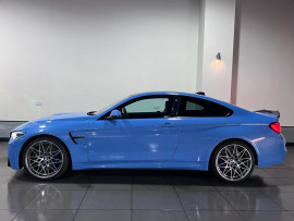 Voiture
                                                                                BMW M4 3.0 BiTurbo GPF Competition Coupe 2dr Petrol DCT Euro 6 (s/s) (450 ps)