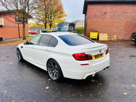 
                                                                                        Voiture
                                                                                         BMW M5 Saloon 4.4 V8 M Performance Edition 4dr