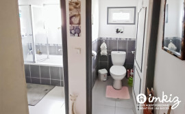 
                                                                                        Vente
                                                                                         Bord de Seine, maison sur jardin paysagé