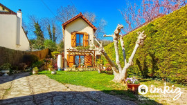 
                                                                                        Vente
                                                                                         Bord de Seine, maison sur jardin paysagé