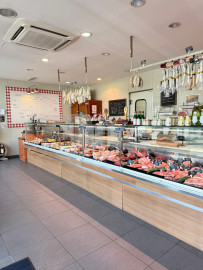 
                                                                                        Vente
                                                                                         Fonds de commerce – 117 m² – Oullins-Pierre-Bénite