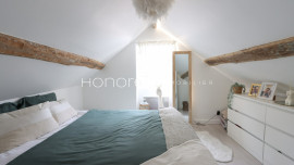 
                                                                                        Location
                                                                                         BOUGIVAL - RAVISSANT DUPLEX MANSARDE