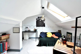 
                                                                                        Vente
                                                                                         BOUGIVAL - RAVISSANT DUPLEX MANSARDE