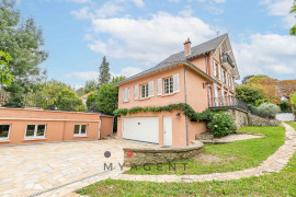 
                                                                                        Vente
                                                                                         Bouquet d’émotions à Bougival